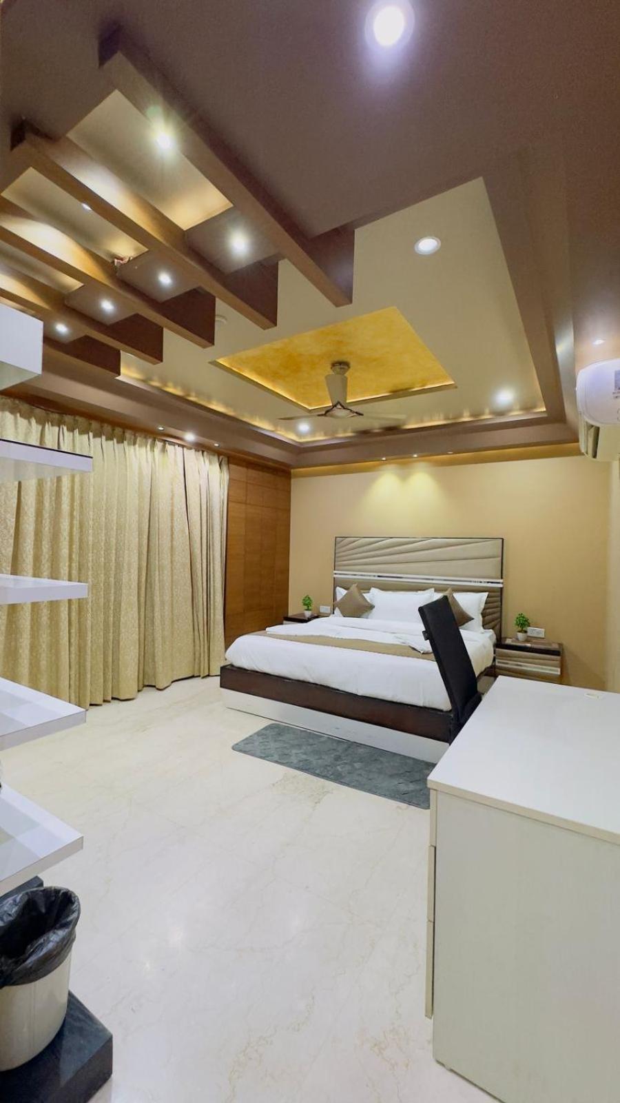 Royal Palace Apartment New Delhi