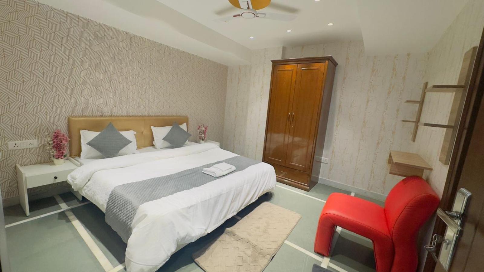 Apartment Royal Palace
